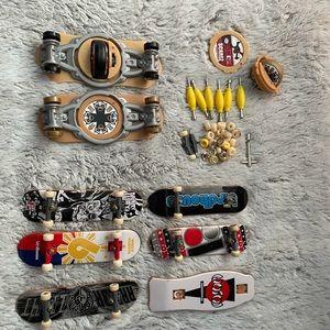 Tech Deck boards and parts